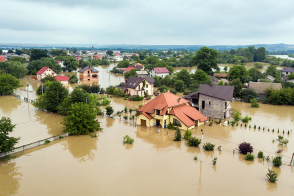 Pozor na záplavy a povodne! Čo robiť, aby ste boli dostatočne chránení?