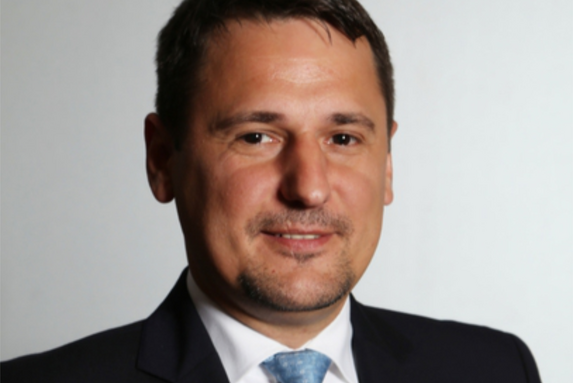 Vladimír Matuščin, INSIA:  „Novela o finančnom sprostredkovaní má rezervy. Nahráva viazaným agentom“